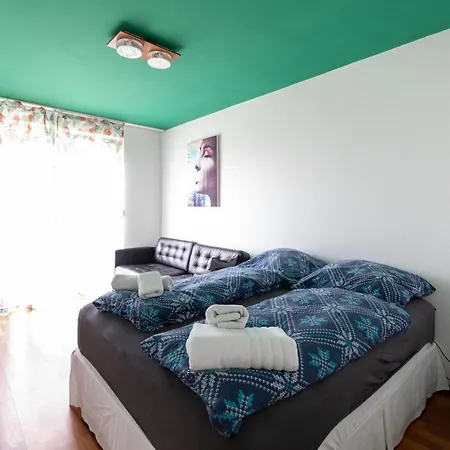 The Beverly Hills Of Frankfurt In Penthouse Or Garden Apartment Hofheim am Taunus
